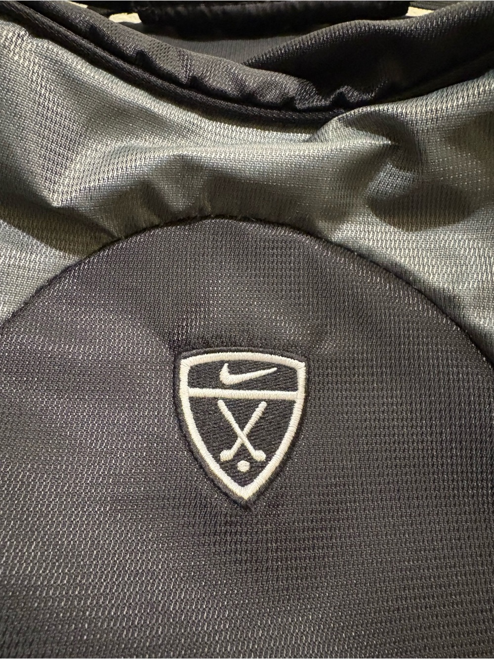 Nike Golf duffle bag in black with White Crest Logo, EUC, room for most gear.